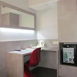 Hotel L'hotan Portet-sur-Garonne