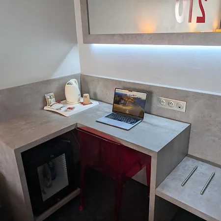L'hotan 3*