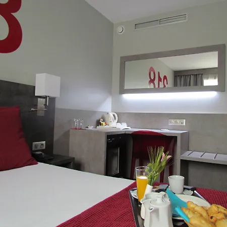 L'hotan 3*