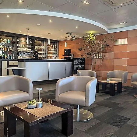 Отель L'hotan 3*