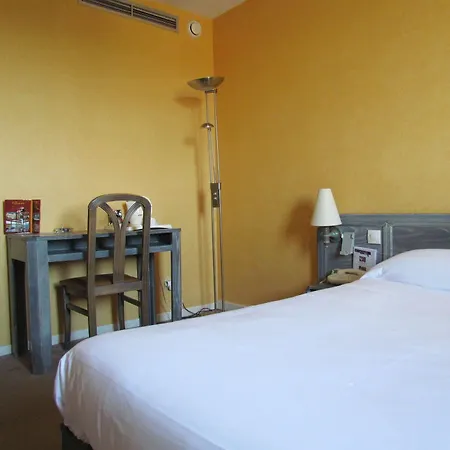 L'hotan Hotel